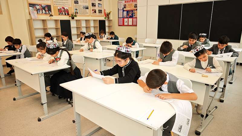 В школе им. М.В. Ломоносова стартовал областной этап олимпиады «Жар-птица»