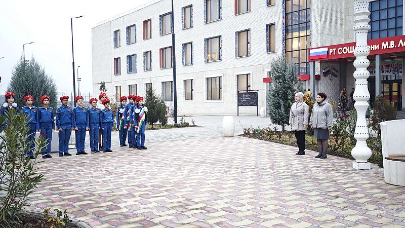 «Разговоры о важном», сегодня, посвящено теме: Россия — страна победителей. Ко Дню Героев Отечества