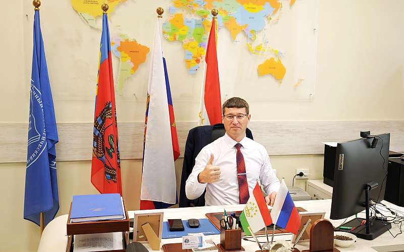 В школе им. М.В. Ломоносова г. Бохтар реализован инновационный проект «Музыкальный звонок»