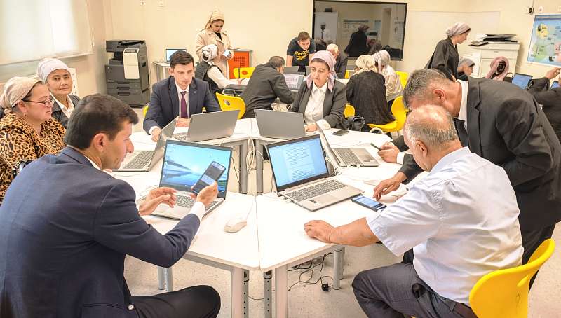 Педагоги Бохтара повышают квалификацию в рамках проекта Алтайского педуниверситета